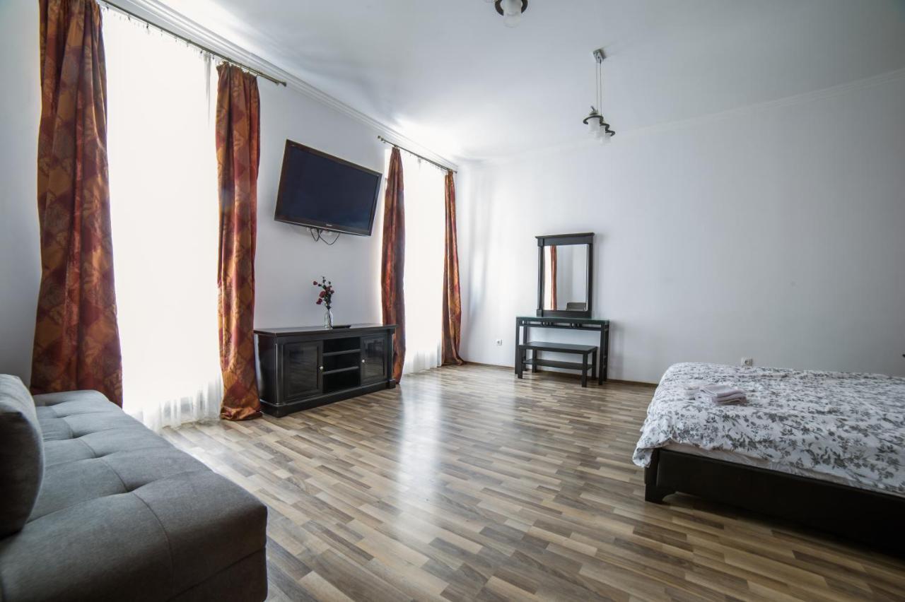 Central Studio Bnb 브라쇼브 외부 사진